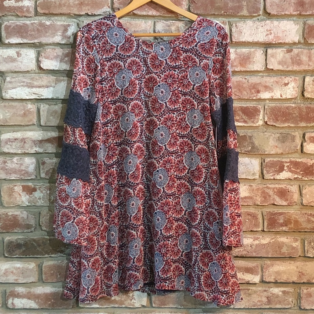 NWT-Volcom Lined Dress